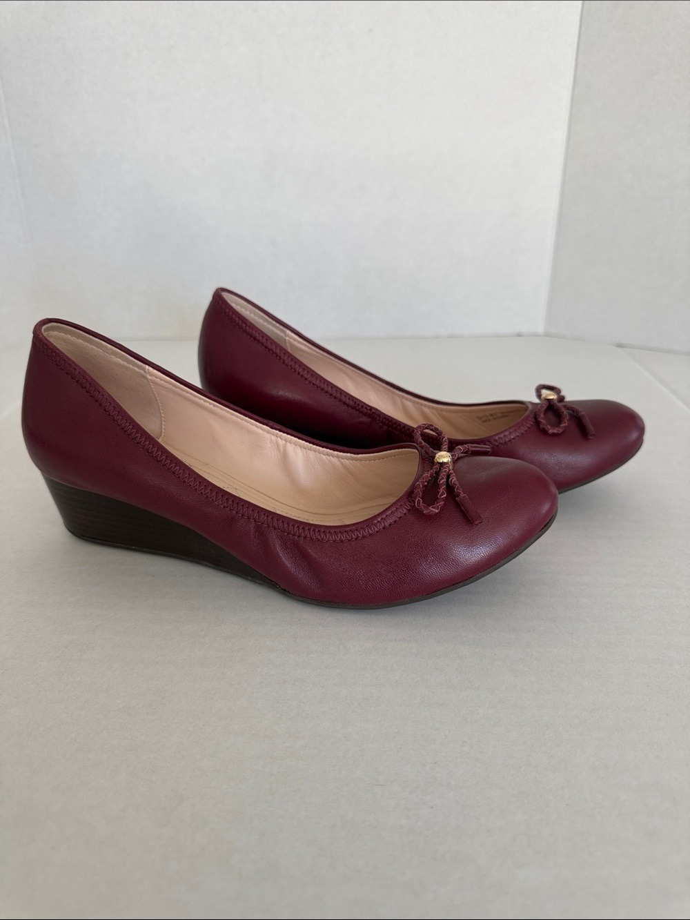 Cole Haan Zinfandel Leather Tali Grand Lace Wedges Bow Quilted Burgundy Sz 8 - Picture 9 of 15